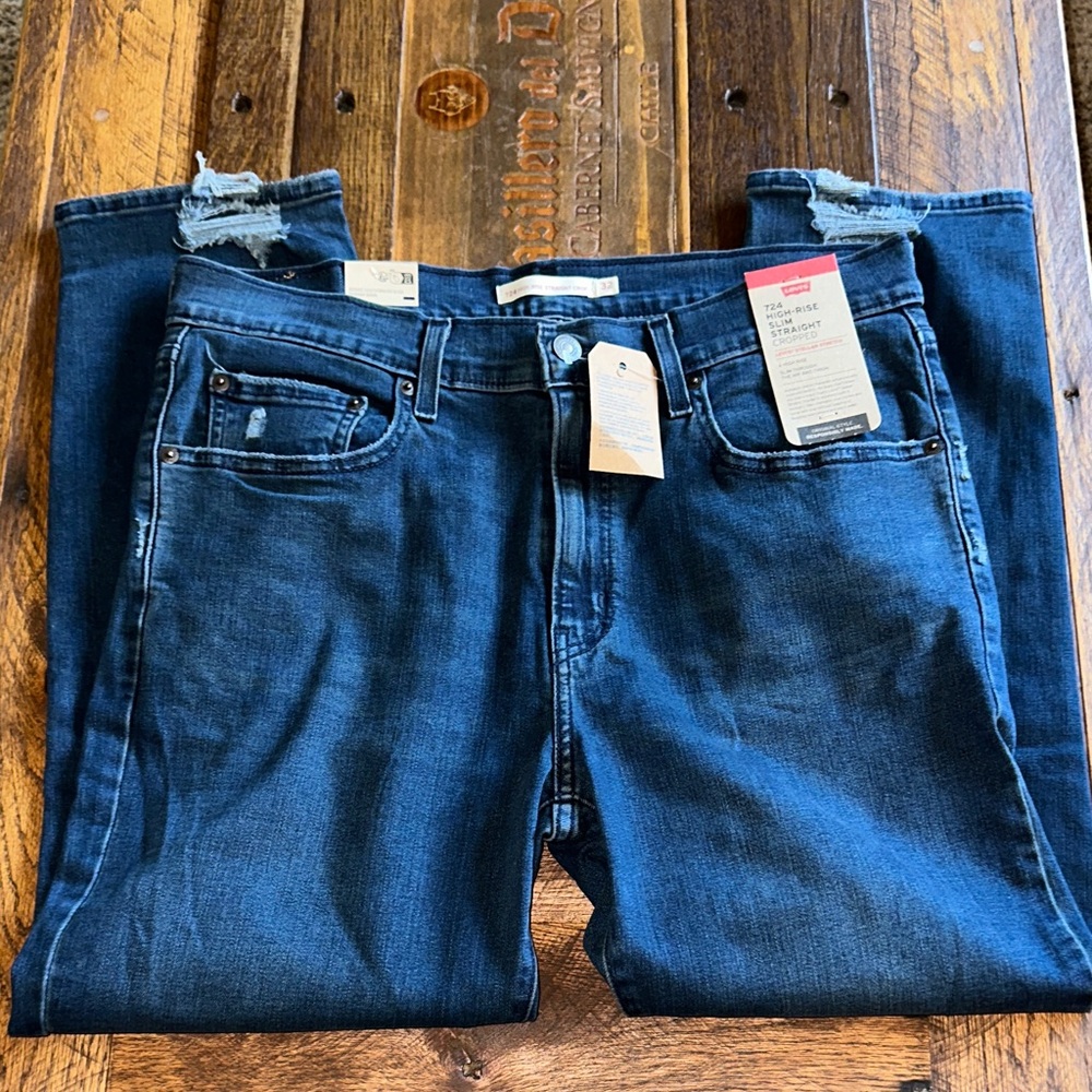 NWT Levi’s Slim Straight Jeans ✔️